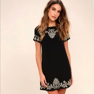 NWOT Lulu’s Black and Beige Embroidered Dress